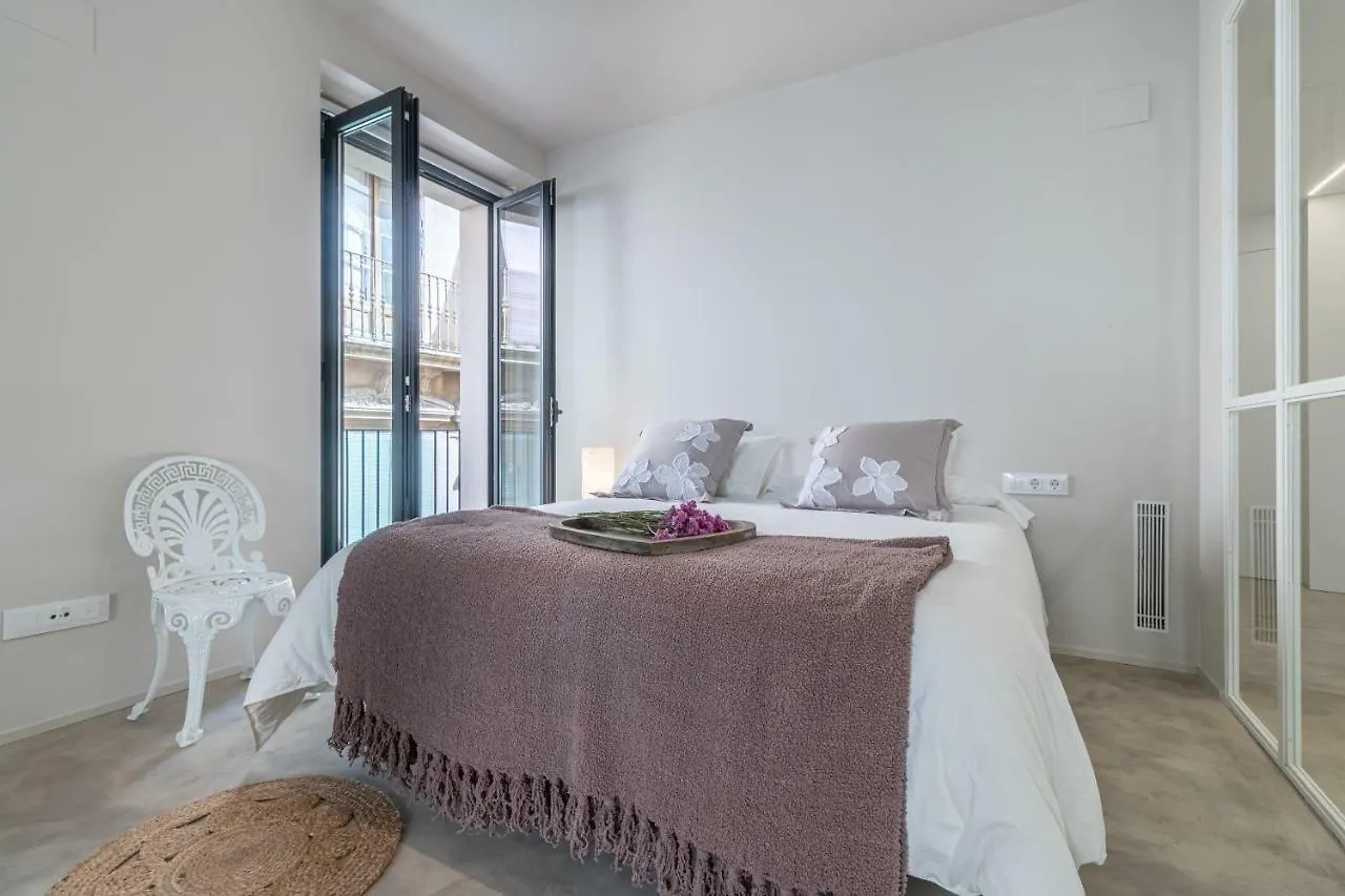 Apartaments Jonquera, 18 Figueres  0*, Figueres (Girona)